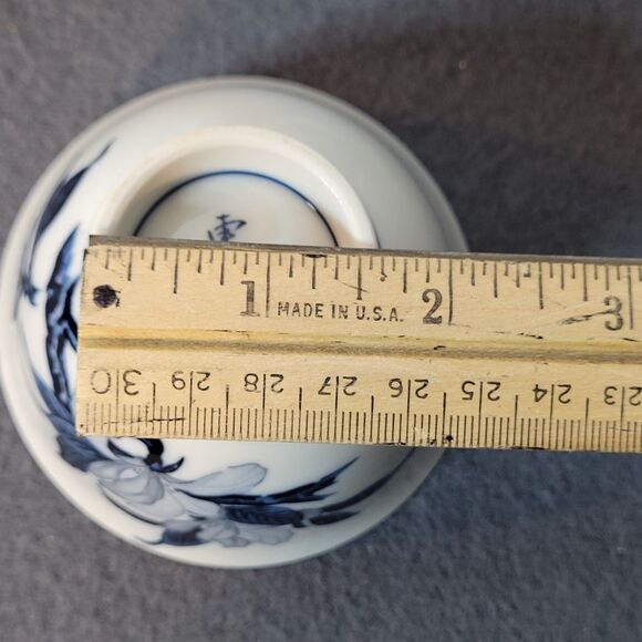 Vintage Otagiri OMC Japan Porcelain Tea Cups White & Blue Floral Set of 4 - Picture 8 of 11